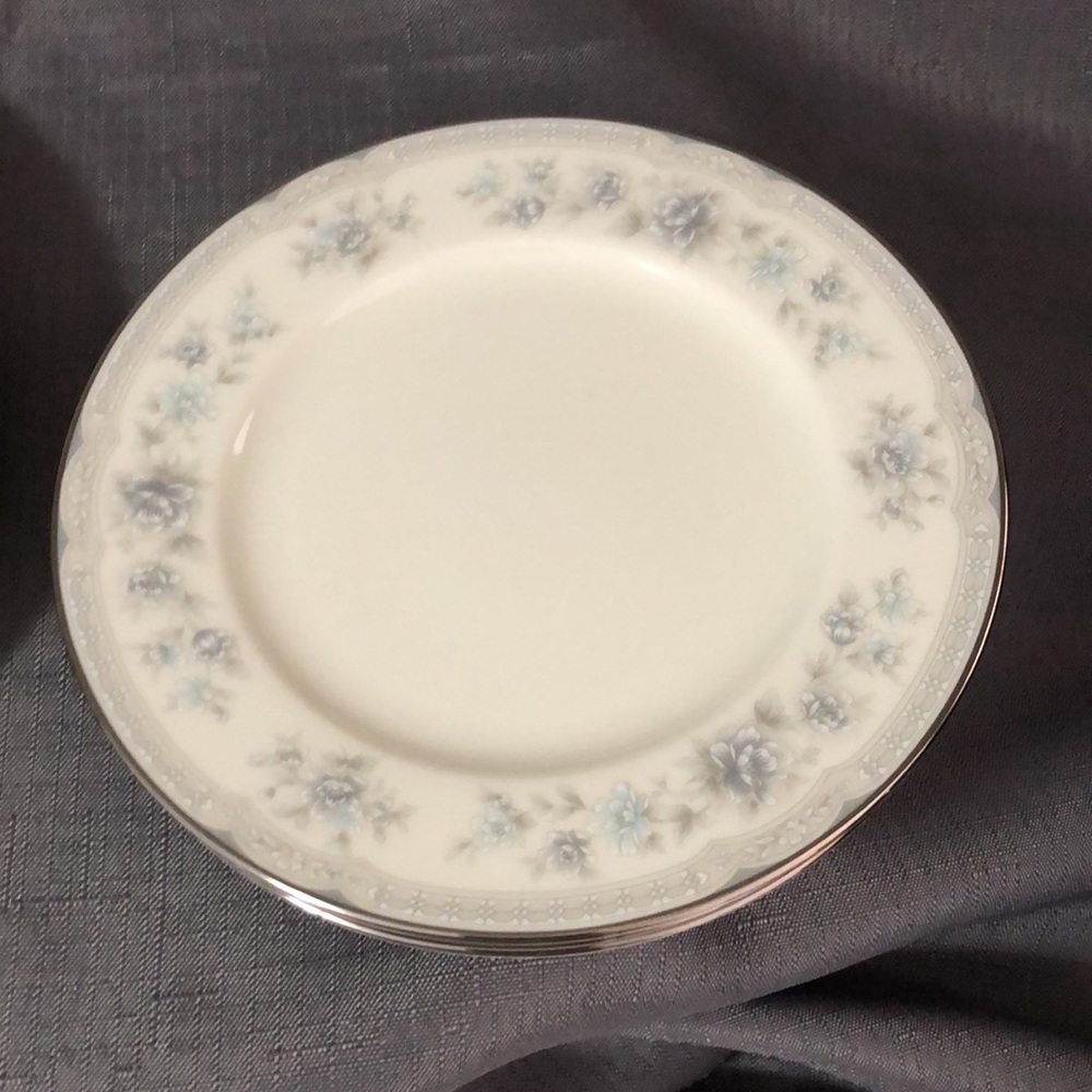 🌟ECU🌟VINTAGE NORITAKE🌟FINE BONE CHINA. BUENAVISTA PATTERN. 3 SETTINGS EA 5PC. - Picture 6 of 12
